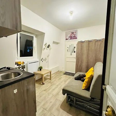 Beau Studio Centre Bassin De La Париж